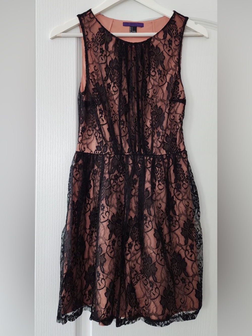 Forever 21 Pink and Black Lace Dress